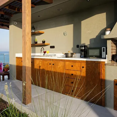 Hersonissos Beach Front Suites Exterior photo