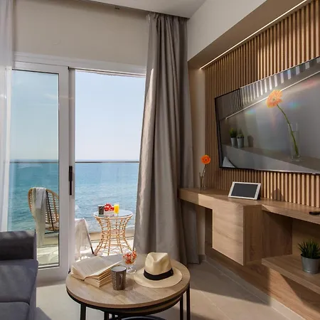 Hersonissos Beach Front Suites Exterior photo