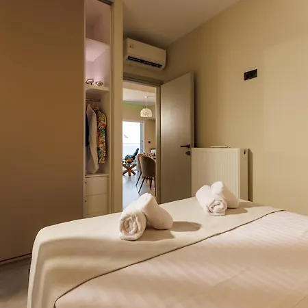 Hersonissos Beach Front Suites Exterior photo